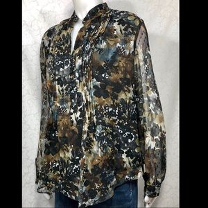 Coldwater Creek Sheer Floral Pleated Top😍